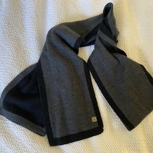 Smartwool Gray and Black Scarf
